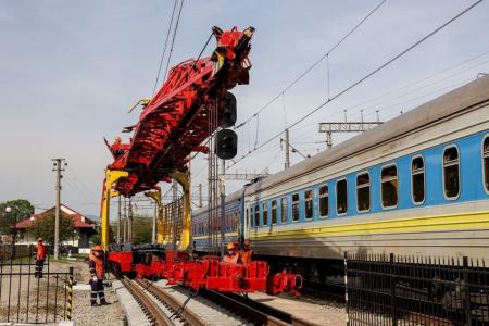 Ukraine opens its first railway line with European track width standard, boosting the country’s integration with the European Union