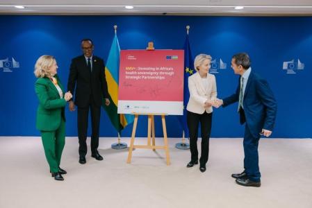 EIB and European Commission join forces with BioNTech to build a sustainable vaccine ecosystem in Africa