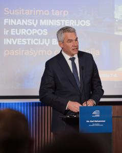 Lithuania secures €300 million EIB loan to boost defence on EU’s eastern border