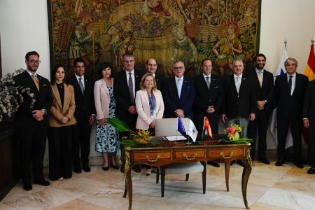 EIB and Naturgy sign $300 million CESCE-guaranteed loan to modernise Panama power grid