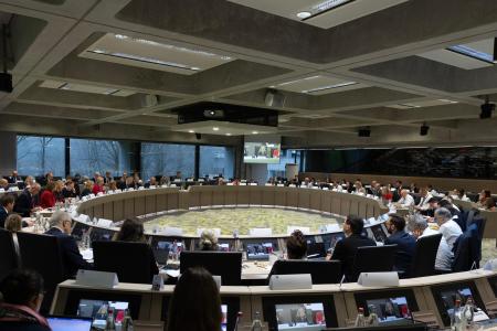 EIB Group renews record-high financing target of €100 billion to boost Europe’s strategic and technological independence