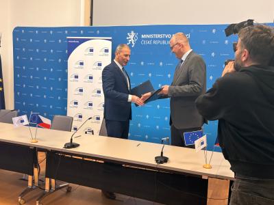 Czechia to upgrade and extend electricity network with EIB loans