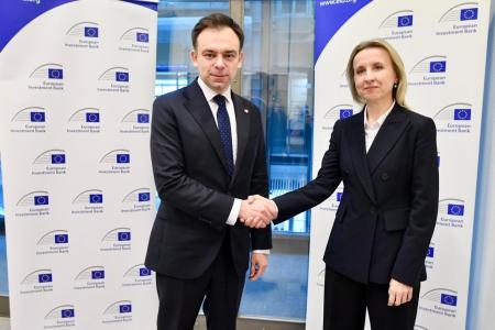 EIB Group invested record €8 billion in Poland in 2025