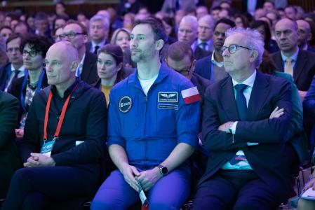 Left to right: Bertrand Piccard, Chairman, Solar Impulse Foundation; Astronaut Sławosz Uznański-Wiśniewski from the European Space Agency; Pierre Gramegna, Managing Director, European Stability Mechanism