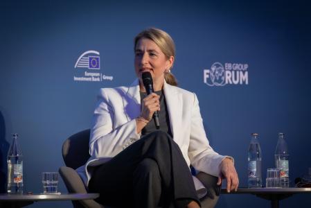 Edna Schöne, Member of the Board of Euler Hermes Aktiengesellschaft