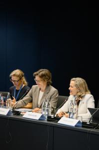 Women leading climate action:
EIB Group's pioneering network drives sustainable market solutions