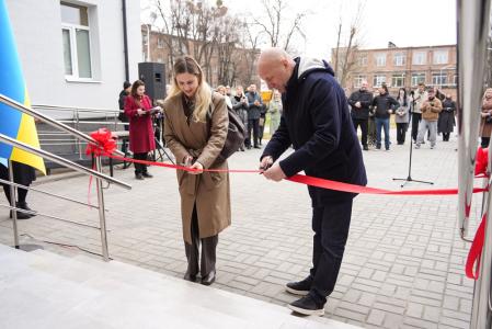 EU-supported emergency medical centre and social housing for displaced people open in central Ukraine