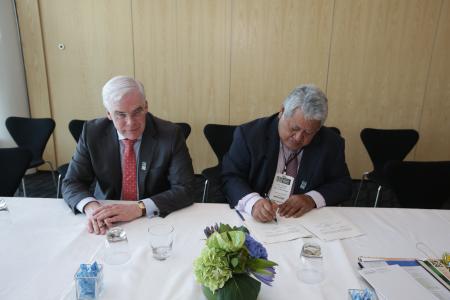Pim van Ballekom Vice President of the European Investment Bank signs an agreement with the Prime Minister of Samoa Hon Tuilaepa Aiono Sailele Malielegaoi
