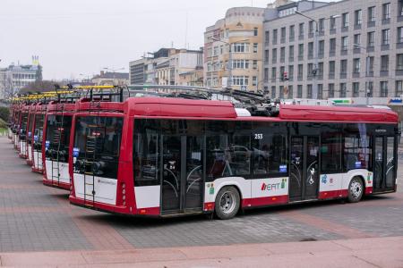 Western Ukrainian city Ivano-Frankivsk puts new EU-funded trolleybuses into service