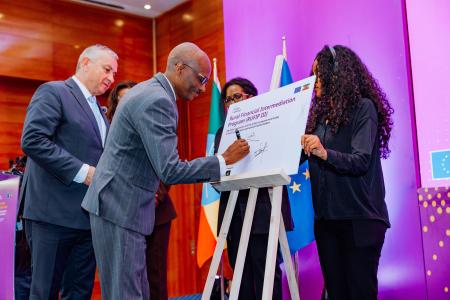 Ethiopia receives €110 million from EIB Global to support agri-finance, with focus on women