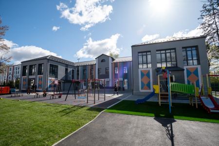 Ukrainian primary school in Hostomel reopens with EU support