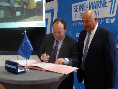 M. Ambroise FAYOLLE, Vice-Président de la Banque européenne d’investissement (BEI)M. Jean-Jacques BARBAUX, Président du Conseil départemental de Seine-et-Marne