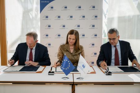 Commission and EIB Group increase financial support for the EU economy and speed up key transformative investments under InvestEU