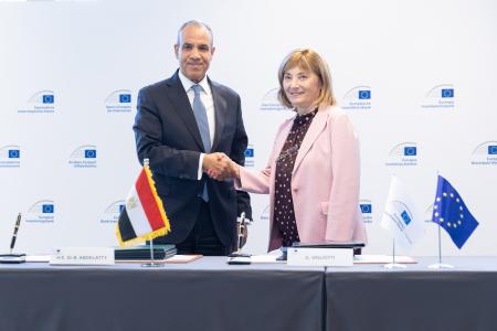 EIB Global backs vaccine manufacturing in Egypt with technical assistance for Vacsera project
