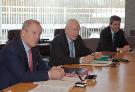 From left to right: Mr Thunnell Chief Executive Officer IFC Mr Philippe Maystadt, President of the EIB Mr. Philippe de Fontaine Vive, Vice President of the EIB
