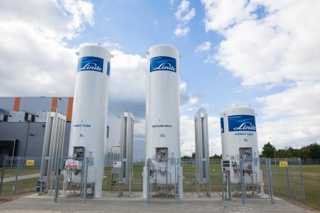 Juncker Plan: EIB loan for Mabion highlights support for Poland’s young biotech sector