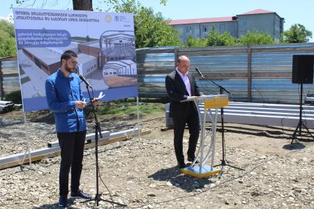 Contributors to the Eastern Partnership Technical Assistance Trust Fund (EPTATF) were invited to Poti, Georgia to visit two project sites, a sports centre and water pumping station, that have benefitted from EIB financing.