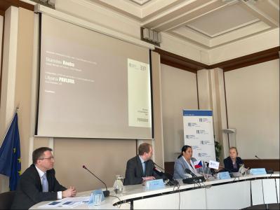 #G20Indonesia : EIB President Hoyer to continue as co-chair of the D20 Long-term Investors Club 