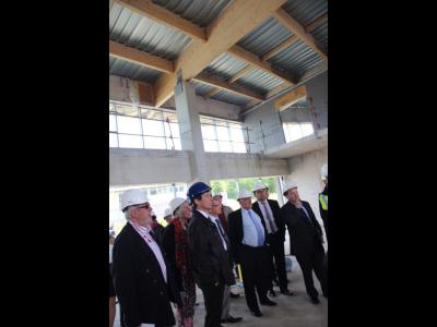 La signature a eu lieu au lycée Jean Moulin à Revin, suivie d’une visite du chantier des travaux de restructuration en cours.