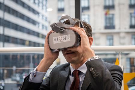 EuropeWorks exhibition in Brussels showcasing EFSI projects from the EIB and the EIF. Exovite, provider technological innovation in tools and medical procedures from Spain, participated in the exhibition.