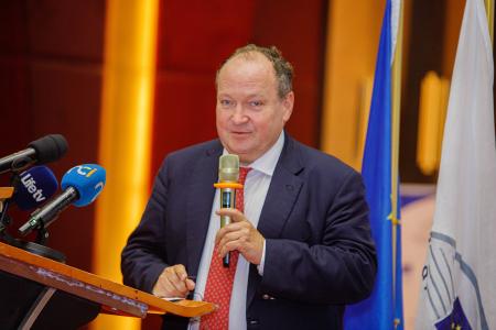 Côte d'Ivoire et au Sénégal : financement du secteur privé - la BEI et le Groupe COFINA signent un accord de 26 millions d’euros pour renforcer le développement d'une agriculture durable