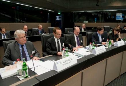 Investment and Investment Finance:Putting Europe on a sustainable growth path