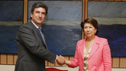 José Nieto Chief Executive Officer(CEO) of Banca March and EIB Vice-President Magdalena Álvarez Arza