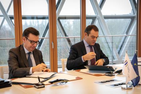 The project concerns One Tech Holding's new product development and capital expenditure programme focusing on cables and mechatronic components.