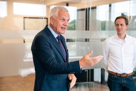 InvestEU: EIB lends €18 million to Rocsys for robotic electric vehicle charging infrastructure research and development