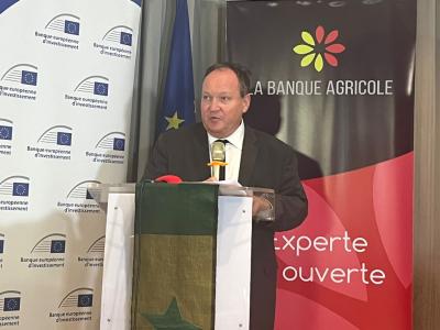 La Banque Agricole (LBA) du Sénégal et la Banque européenne d’investissement (BEI), avec le soutien de l’Union européenne (UE), signent ce jour un prêt de 30 M€ pour renforcer le développement durable des chaînes de valeur agricoles au Sénégal.