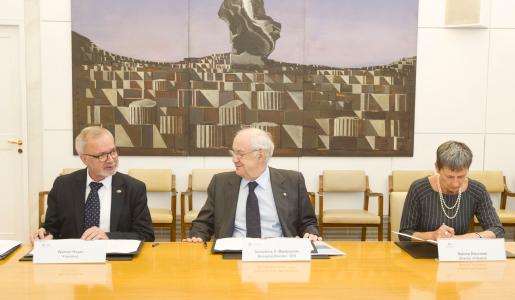 EIB announces EUR 250m Alpha Bank securitisation, EFSI support in Greece