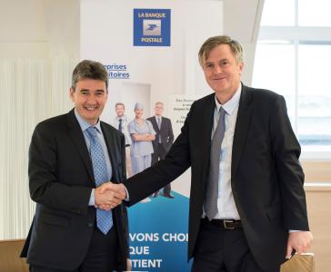 Le Vice-Président français de la BEI, Philippe de Fontaine Vive et Rémy Weber, Président du Directoire de La Banque Postale