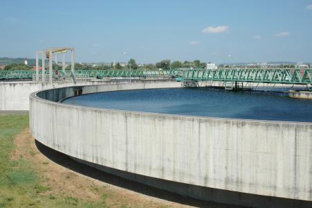 EIB backs improved wastewater treatment with CZK 1.3 billion loan for city of Brno
