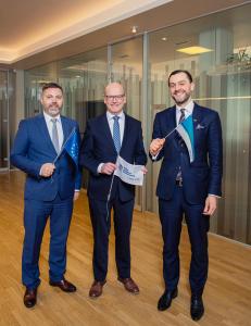 From left to right: A. Kuižnieks, EC Head of Representation, EIB Vice-President T. Östros and R. Bērziņš, ALTUM Chairman of Management Board