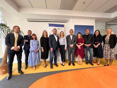 Romania: Autonom receives €15 million EIB backing to increase electric and hybrid car fleet