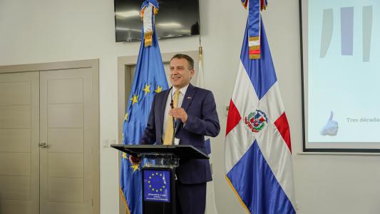 El Banco Europeo de Inversiones (BEI) celebra 30 aniversario en República Dominicana, destaca crecimiento de Banco Ademi