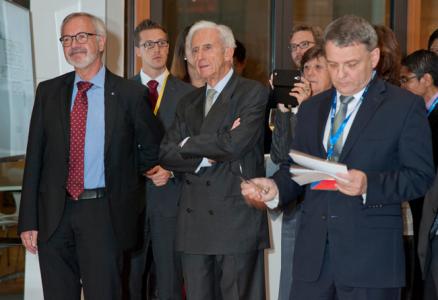 EIB hosts “Young Leaders Summit” for Asia-Europe FoundationYoung people from 51 Asia-Europe Meeting (ASEM) countries met at the EIB’s Luxembourg headquarters today as the EU Bank hosted the final day of the “Young Leaders Summit” organised by the Asia-Europe Foundation (ASEF) and the European Commission.