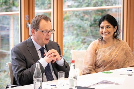 EIB, Luxembourg and Bangladesh join forces to combat coronavirus and boost country-wide Covid-19 immunization in Bangladesh - Luxembourg/Dhaka-based NGO Friendship contributes to the awareness on and roll-out of the nation-wide vaccination campaign.