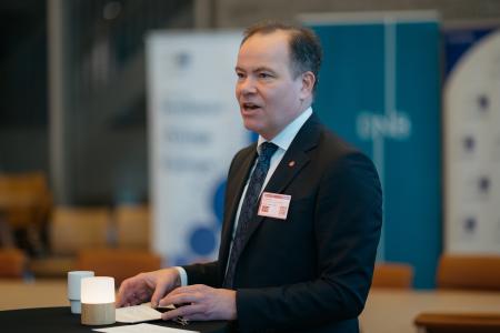 Norway: Nordic businesses to get €190 million green-investment boost as EIB Group and Norwegian DNB Bank ASA team up in first-of-its-kind deal for region