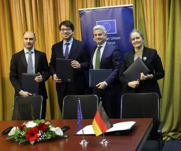 Kosovo: EIB accelerates green transition with €33 million for new solar power plant