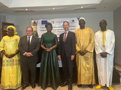 La Banque Agricole (LBA) du Sénégal et la Banque européenne d’investissement (BEI), avec le soutien de l’Union européenne (UE), signent ce jour un prêt de 30 M€ pour renforcer le développement durable des chaînes de valeur agricoles au Sénégal.