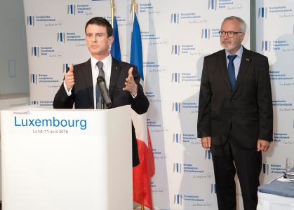 M. Manuel Valls, Premier ministre et M. Werner Hoyer, Président de la BEI
