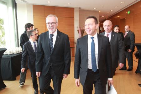 EIB launches EUR 1bn Loans for SMEs and MidCaps credit line to Greek banks