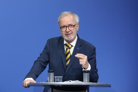  EIB Group Annual Press Conference 2021