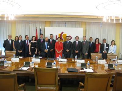 Group photo of the signature