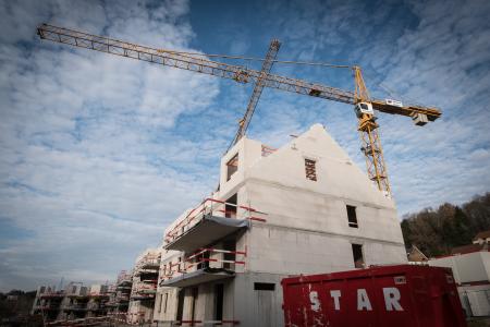 Fund encouraging urban renewal by cleaning up polluted industry sites in Belgium and France with the use of environmentally sound remediation techniques
