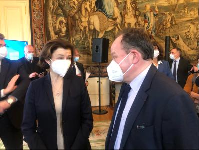 La BEI apporte un prêt de 484 millions d’EUR afin de financer 15 000 logements pour les personnels du ministère des Armées et leurs familles