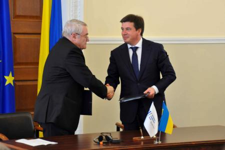Mr László Baranyay, VIce-President of the EIB, and Mr -Hennadii Zubko, Vice Prime-Minister of Ukraine