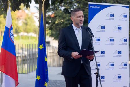 Photo exhibit on Slovenia’s two decades of EU membership inaugurated by EIB Group in Ljubljana