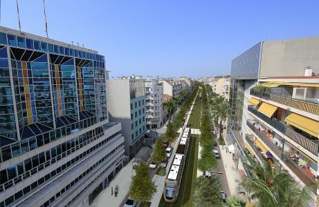 Construction of a new tramway line, 11.3 km with 20 stations, in Nice